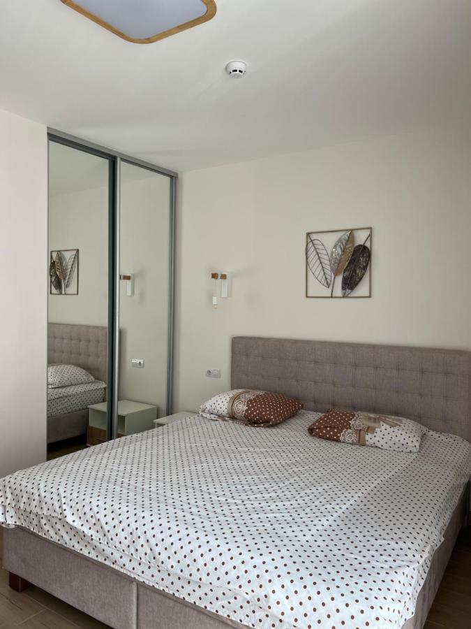 Apartmán Жк «Сонячний Квартал» Soločin Exteriér fotografie