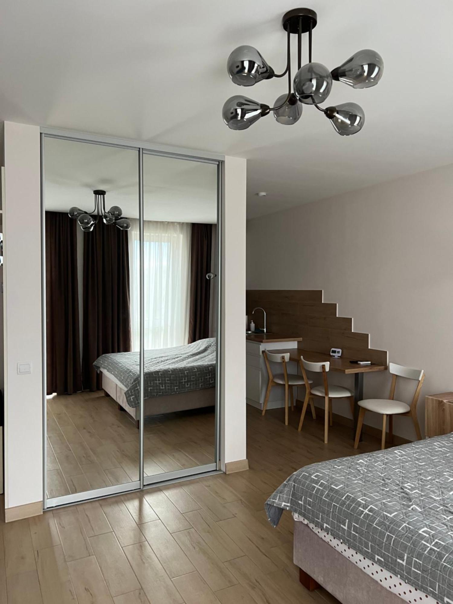 Apartmán Жк «Сонячний Квартал» Soločin Exteriér fotografie