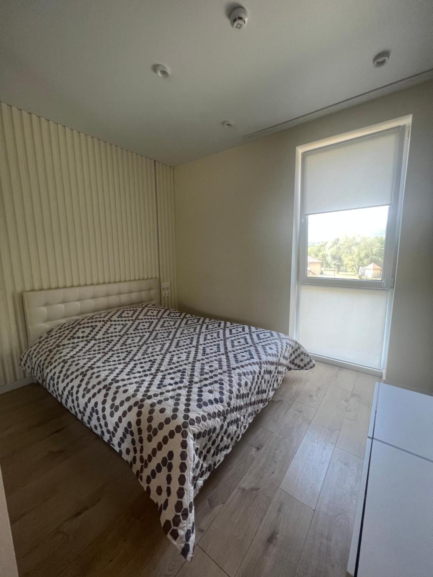 Apartmán Жк «Сонячний Квартал» Soločin Exteriér fotografie